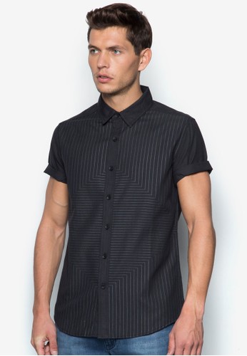 條紋短袖襯衫、服飾、印花襯衫24:01條紋短袖襯衫NT$699NT$349最新優惠 條紋短袖襯衫、服飾、印花襯衫24:01條紋短袖襯衫NT$699NT$349最新折價