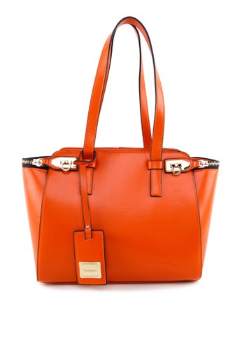 休閒肩背托特包、包、飾品配件AlfioRaldo休閒肩背托特包NT$2,299NT$1,449最新優惠 休閒肩背托特包、包、飾品配件AlfioRaldo休閒肩背托特包NT$2,299NT$1,449最新折價
