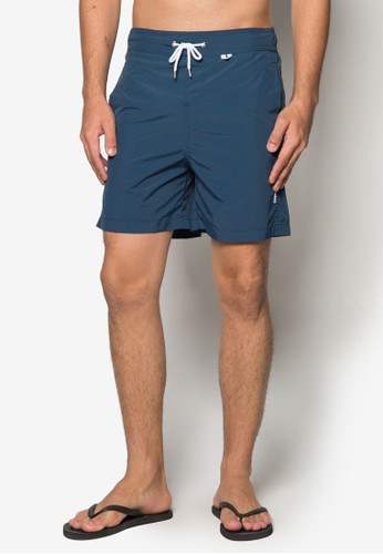 基本款沙灘褲、 服飾、 泳褲及沙灘造型Bellfield基本款沙灘褲NT$1,249NT$749最新折價