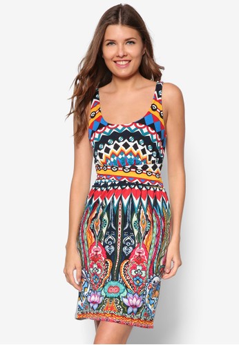 彩色圖案無袖連身裙、服飾、夏日洋裝Desigual彩色圖案無袖連身裙NT$4,193NT$3,359最新優惠 彩色圖案無袖連身裙、服飾、夏日洋裝Desigual彩色圖案無袖連身裙NT$4,193NT$3,359最新折價
