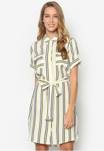 Stripe Short Sleeve Shirt Dress、 服飾、 洋裝DorothyPerkinsStripeShortSleeveShirtDressNT$2,100NT$976最新折價
