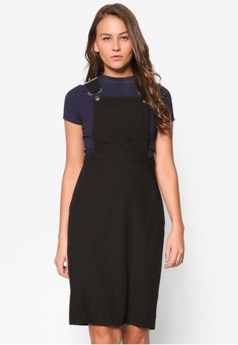Petite吊帶連身裙、服飾、洋裝DorothyPerkinsPetite吊帶連身裙NT$2,250最新折價