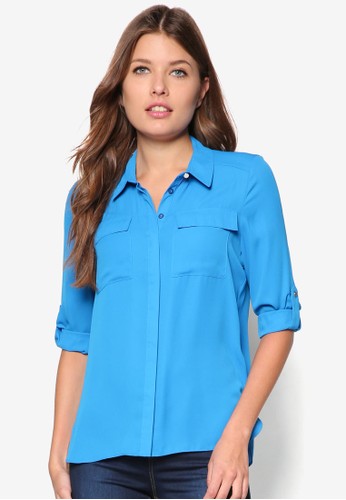Petite Blue Roll Sleeve Shirt、 服飾、 襯衫DorothyPerkinsPetiteBlueRollSleeveShirtNT$1,350NT$726最新折價