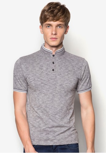 條紋邊飾高領POLO衫、服飾、Polo衫Graphite條紋邊飾高領POLO衫NT$749NT$449最新優惠 條紋邊飾高領POLO衫、服飾、Polo衫Graphite條紋邊飾高領POLO衫NT$749NT$449最新折價
