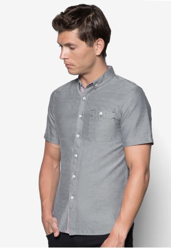 素色短袖襯衫、服飾、服飾HighCultured素色短袖襯衫NT$649最新折價