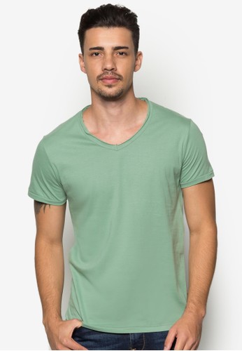 Jed基本款V領T恤、服飾、素色T恤IndicodeJeansJed基本款V領T恤NT$499NT$399最新優惠 Jed基本款V領T恤、服飾、素色T恤IndicodeJeansJed基本款V領T恤NT$499NT$399最新折價