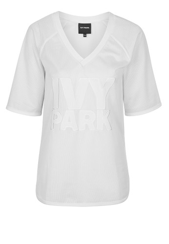 網眼V領長版TEE、服飾、運動IvyPark網眼V領長版TEENT$1,899NT$1,799最新折價