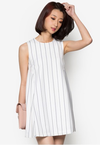 直條紋寬擺連身裙、服飾、洋裝Maxqullo直條紋寬擺連身裙NT$1,599最新優惠 直條紋寬擺連身裙、服飾、洋裝Maxqullo直條紋寬擺連身裙NT$1,599最新折價