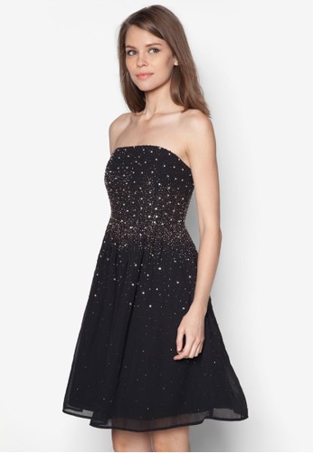 Rnuit 平口閃飾洋裝、 服飾、 洋裝MorganRnuit平口閃飾洋裝NT$3,410NT$679最新折價