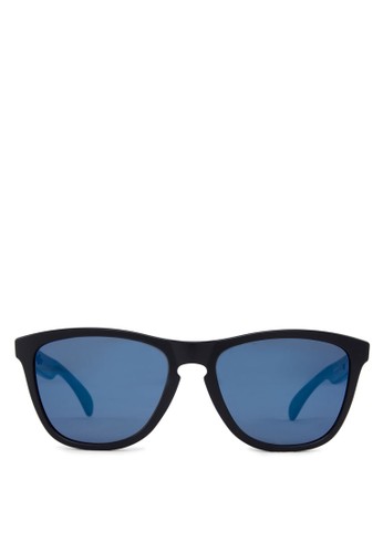 Frogskins太陽眼鏡、飾品配件、飾品配件OakleyFrogskins太陽眼鏡NT$5,010最新優惠 Frogskins太陽眼鏡、飾品配件、飾品配件OakleyFrogskins太陽眼鏡NT$5,010最新折價