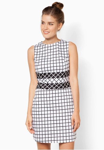 格紋無袖連身裙、服飾、洋裝PinkEvil'sFashionSupermarket格紋無袖連身裙NT$1,399最新優惠