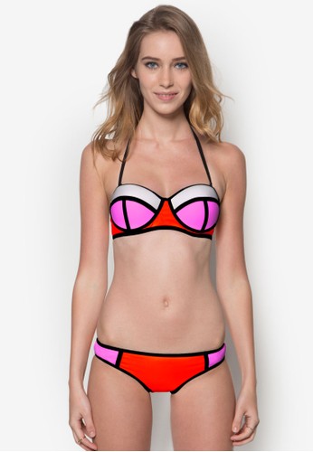 Aerie撞色比基尼套裝、服飾、泳褲及沙灘造型PINKN'PROPERAerie撞色比基尼套裝NT$799最新優惠 Aerie撞色比基尼套裝、服飾、泳褲及沙灘造型PINKN'PROPERAerie撞色比基尼套裝NT$799最新折價