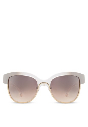 SwirlWayfarer鍍金太陽眼鏡、飾品配件、飾品配件RiverIslandSwirlWayfarer鍍金太陽眼鏡NT$1,099最新優惠 SwirlWayfarer鍍金太陽眼鏡、飾品配件、飾品配件RiverIslandSwirlWayfarer鍍金太陽眼鏡NT$1,099最新折價