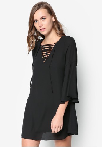繫帶V領喇叭袖連身裙、服飾、短洋裝SomethingBorrowed繫帶V領喇叭袖連身裙NT$699NT$499最新優惠 繫帶V領喇叭袖連身裙、服飾、短洋裝SomethingBorrowed繫帶V領喇叭袖連身裙NT$699NT$499最新折價