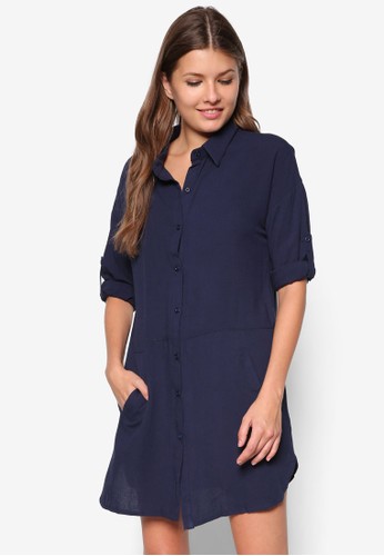 襯衫式長袖連身裙、服飾、短洋裝SomethingBorrowed襯衫式長袖連身裙NT$699最新折價