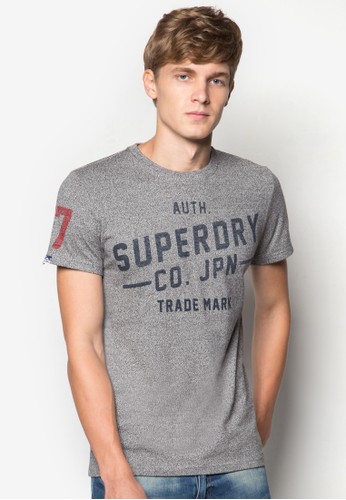 文字設計圓領TEE、服飾、印圖T恤Superdry文字設計圓領TEENT$1,349最新優惠 文字精緻圓領TEE、服飾、印圖T恤Superdry文字設計圓領TEENT$1,349最新折價