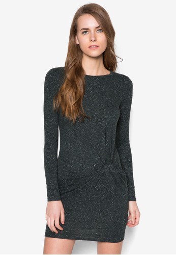 扭結貼身連身裙、服飾、派對洋裝TOPSHOP扭結貼身連身裙NT$1,290最新優惠 扭結貼身連身裙、服飾、派對洋裝TOPSHOP扭結貼身連身裙NT$1,290最新折價
