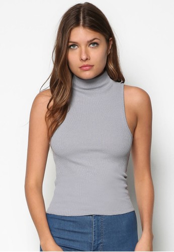 高領無袖羅紋T-shirt、服飾、服飾TOPSHOP高領無袖羅紋上衣NT$710最新折價
