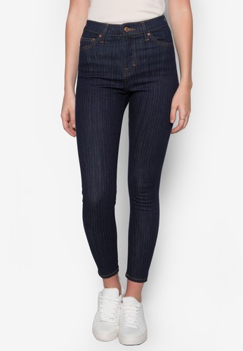 Moto窄管Jamie牛仔長褲、服飾、服飾TOPSHOPMoto窄管Jamie牛仔長褲NT$2,430最新優惠 Moto窄管Jamie牛仔長褲、服飾、服飾TOPSHOPMoto窄管Jamie牛仔長褲NT$2,430最新折價