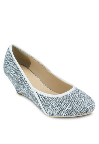 MindyFabricKittenWedges¡B¤k¾c¡B¾cVelvetMindyFabricKittenWedgesNT$799NT$699³Ì·sÀu´f MindyFabricKittenWedges¡B¤k¾c¡B¾cVelvetMindyFabricKittenWedgesNT$799NT$699³Ì·s§é»ù