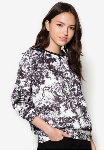 印花長袖上衣、服飾、服飾ZALORA印花長袖上衣NT$999NT$499最新優惠 印花長袖T-shirt、服飾、服飾ZALORA印花長袖上衣NT$999NT$499最新折價