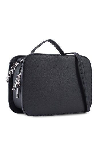 ֱ׭I]B]B׭I]ZALORAֱ׭I]NT$599̷s