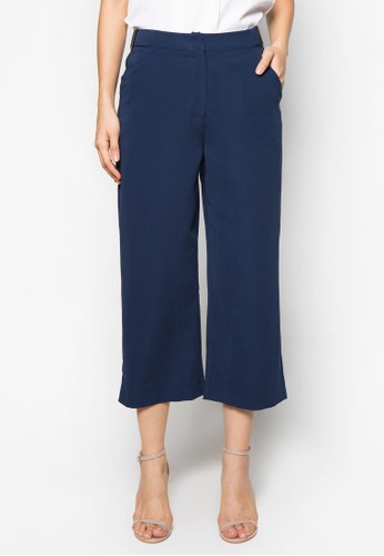 Collection寬管七分褲、服飾、九分褲ZALORACollection寬管七分褲NT$899NT$799最新折價