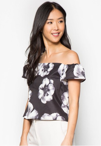 Premium露肩花卉上衣、服飾、上衣ZALORAPremium露肩花卉上衣NT$999NT$699最新優惠 Premium露肩花卉T-shirt、服飾、上衣ZALORAPremium露肩花卉上衣NT$999NT$699最新折價
