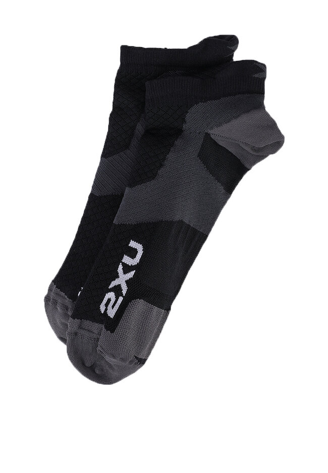 2XU Vectr Ultralight Socks