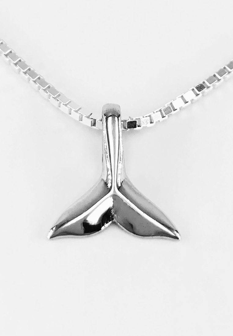 Arthesdam Jewellery 925 Silver Lucky Whale Tail Pendant - 1.1cm