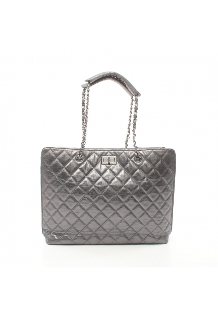 二奢 Pre-loved Chanel 2.55 matelasse chain shoulder bag chain tote bag leather Silver silver hardware