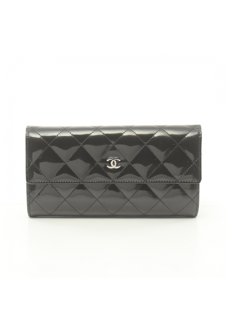 CHANEL 二奢 Pre-loved Chanel matelasse Bi-fold Long Wallet Patent leather Dark gray silver hardware