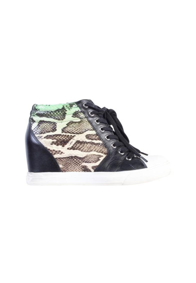 Contemporary Designer Pre-Loved CONTEMPORARY DESIGNER Leather Snake Print Cindy Sneakers