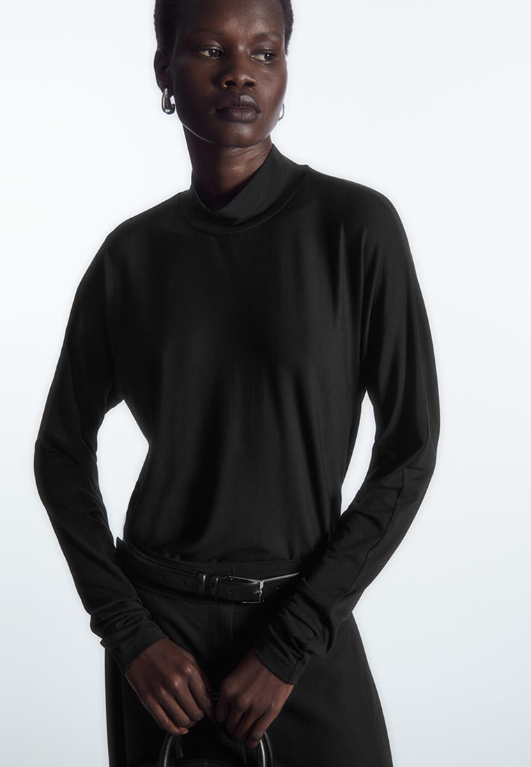 COS Relaxed Long-Sleeved Roll-Neck Top