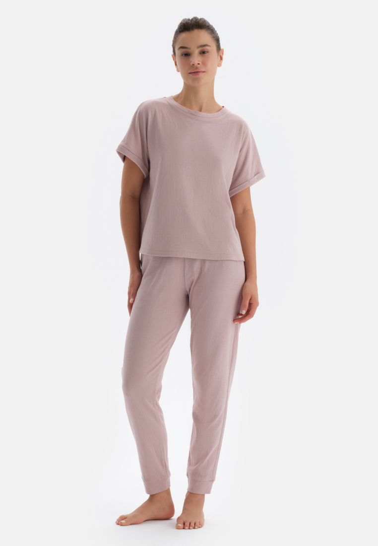 DAGİ Light Pink T-Shirt & Trousers Knitwear Set, Slogan Printed, Crew Neck, Oversize, Long Leg, Short Sleeve Sleepwear for Women