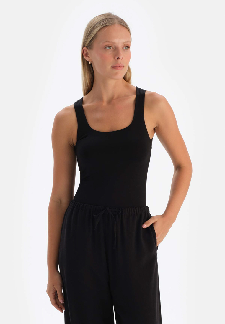 DAGİ Black Tanktop, U-Neck, Regular, Strappy Loungewear for Women