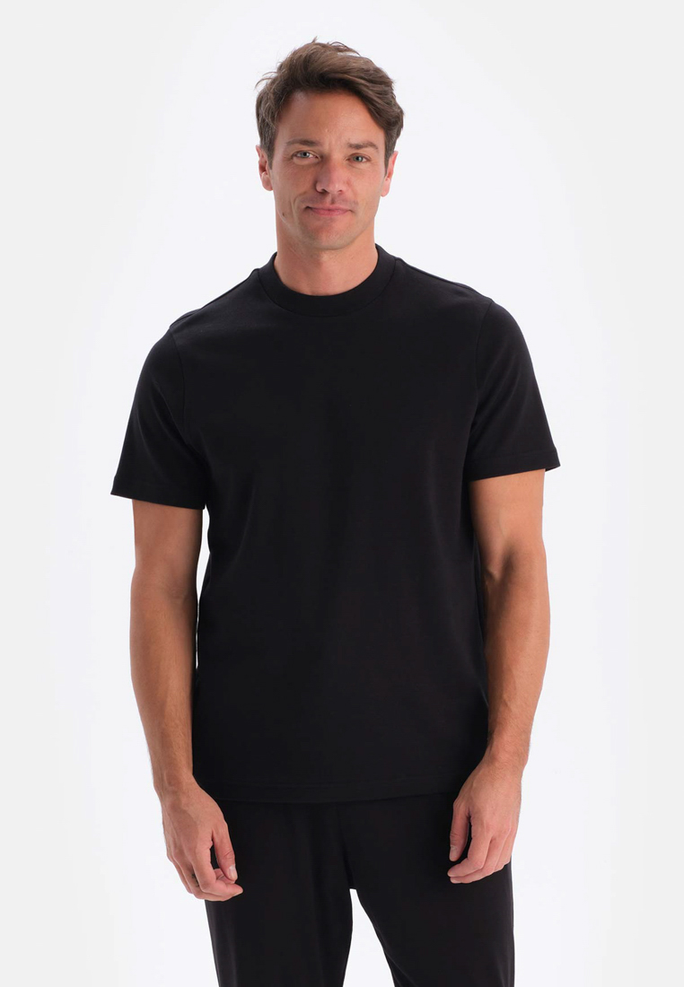 DAGİ Black Basic T-Shirt, Crew Neck, Regular, Short Sleeve Loungewear for Men
