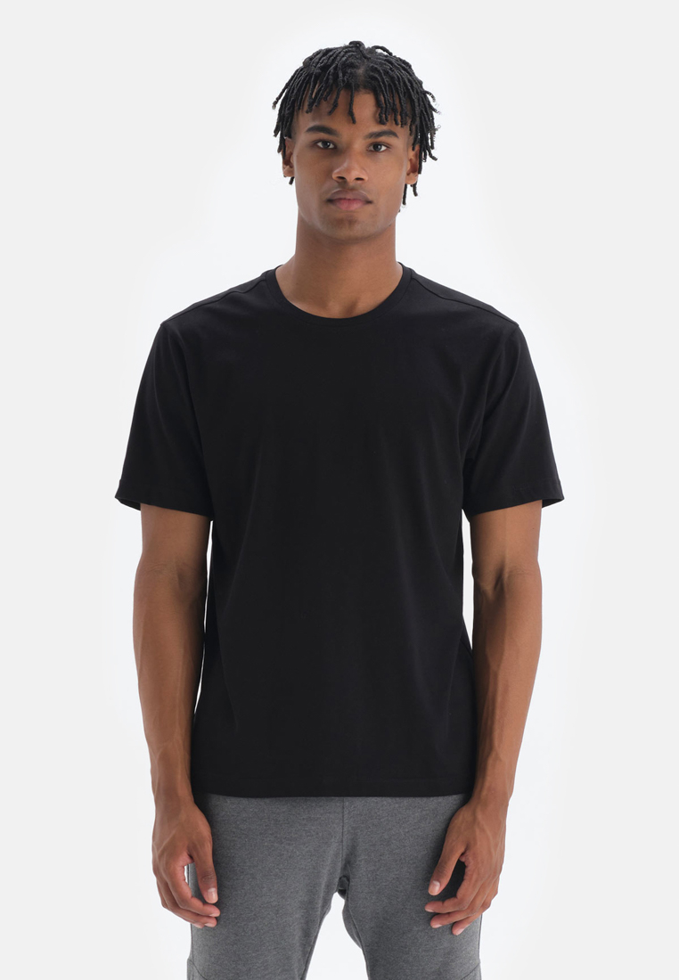 DAGİ Black T-Shirt, Crew Neck, Regular Fit, Loungewear for Men