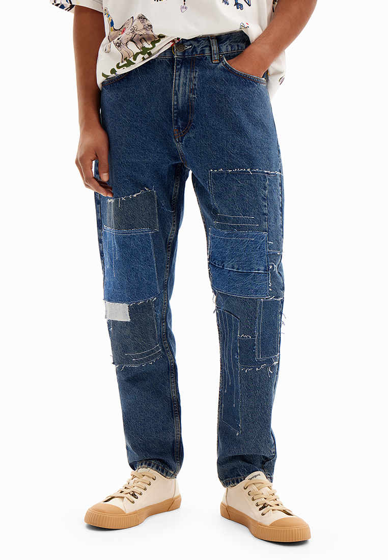 Desigual Man Patchwork carrot jeans.