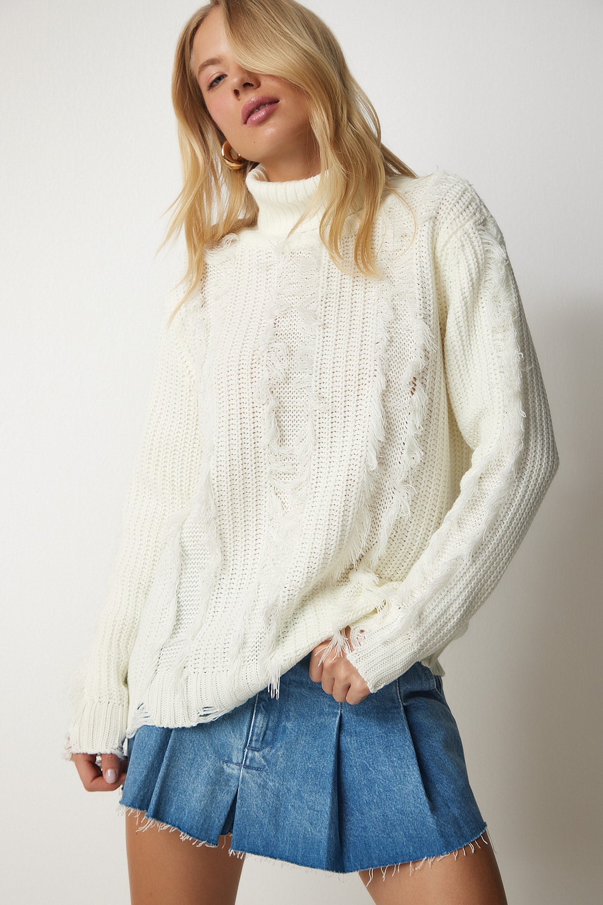 Happiness Istanbul Bone Tassel And Torn Detailed Knitwear Sweater