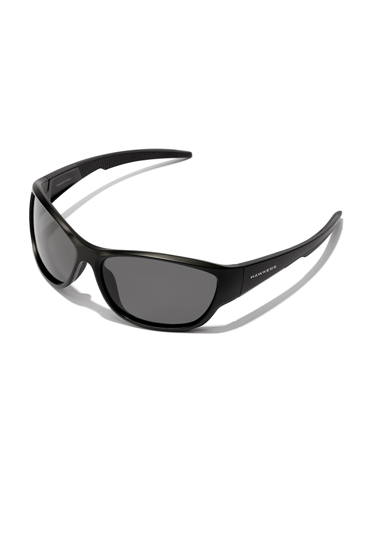 Hawkers HAWKERS POLARIZED Black Dark RAVE Sunglasses for Men and Women, Unisex. UV400 Protection. Official Product designed in Spain