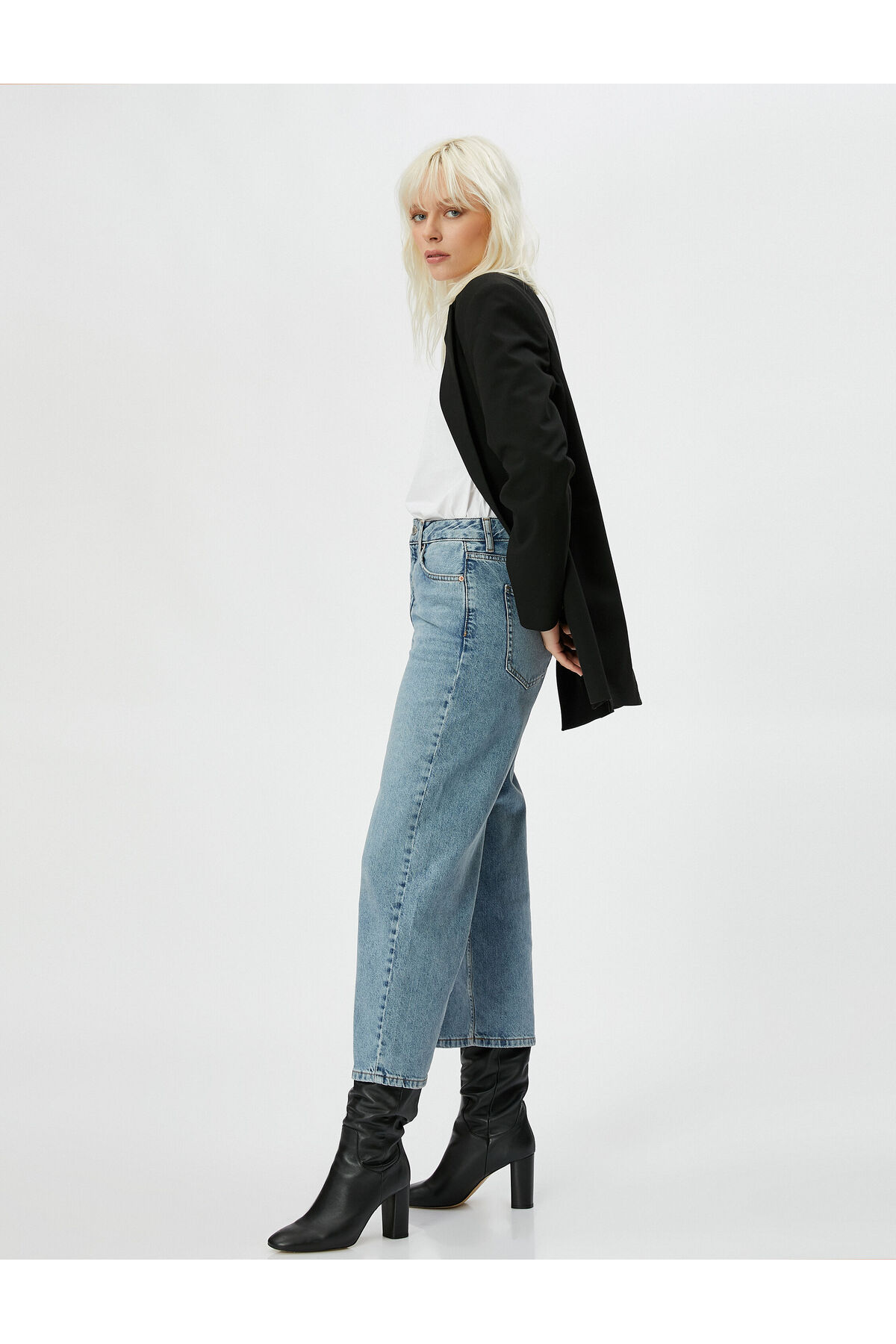 KOTON Extra Wide Short Jeans - Bianca Jeans