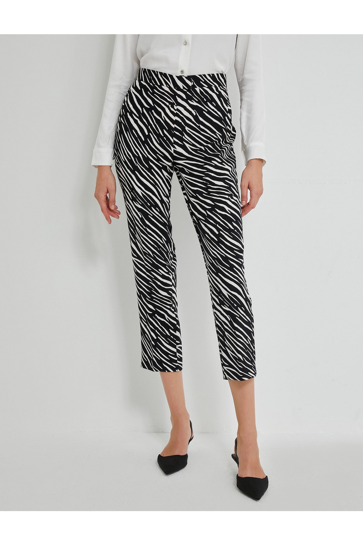 KOTON Zebra Patterned Crop Pants