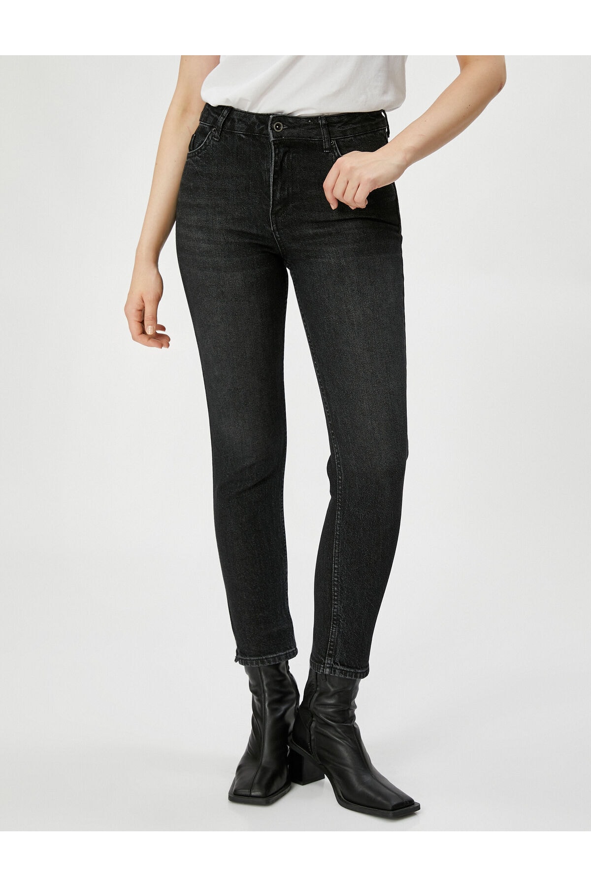 KOTON High Waisted Tapered Eve Slim Jeans