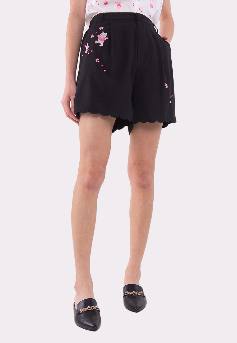 L'zzie DISNEY X LZZIE:WINNIE & PIGLET SAKURA 刺繡短褲 - 黑色