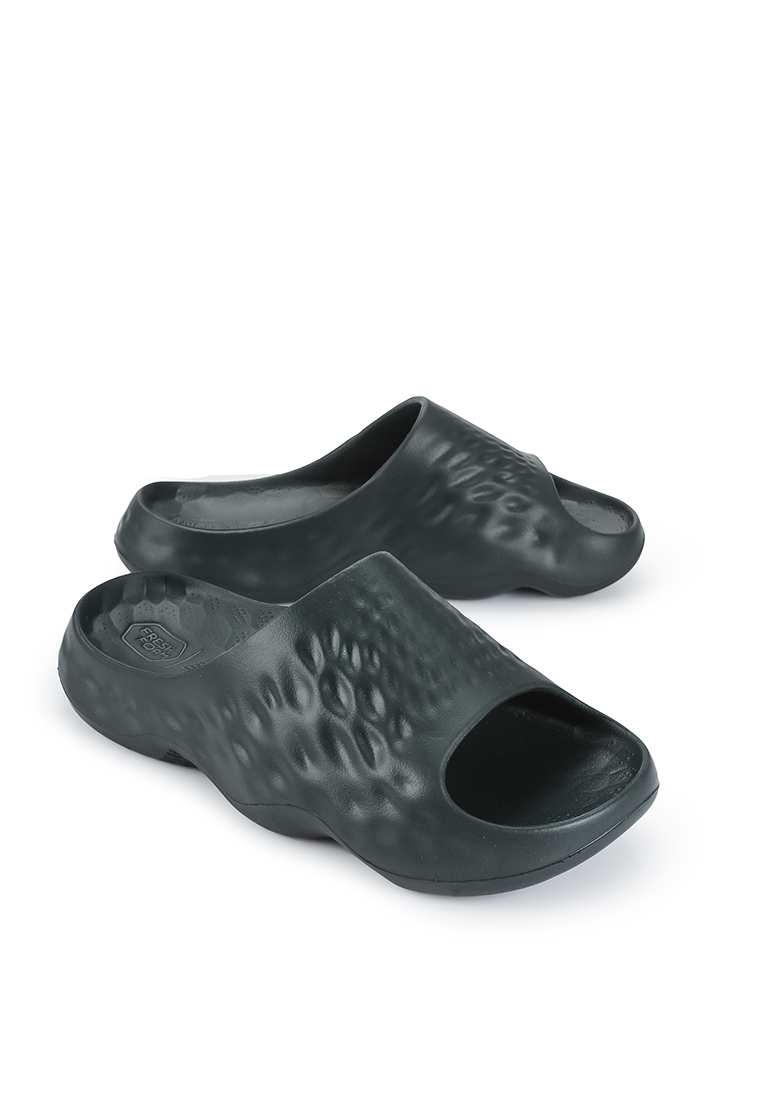 New Balance Fresh Foam MRSHN Slide Sandals
