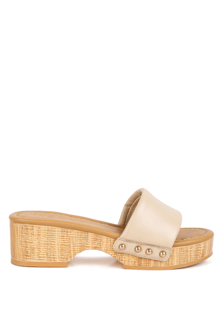 Rag & CO. 駝色鉚釘裝飾坡跟涼鞋