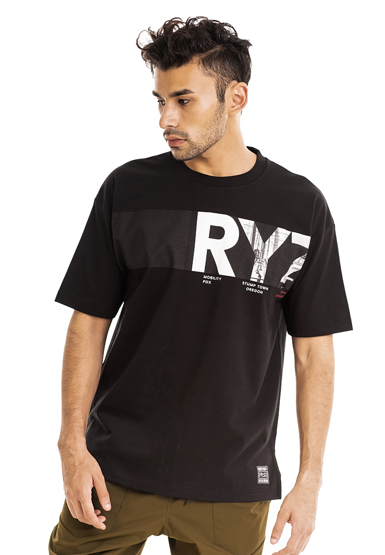 RYZ 男子短袖T恤 時尚簡約 側邊印花 LOGO 短袖衫男裝 黑
