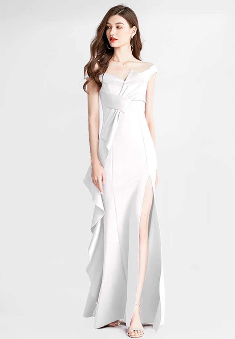 Sunnydaysweety 宴會性感魚尾高級感白色洋裝CA110609