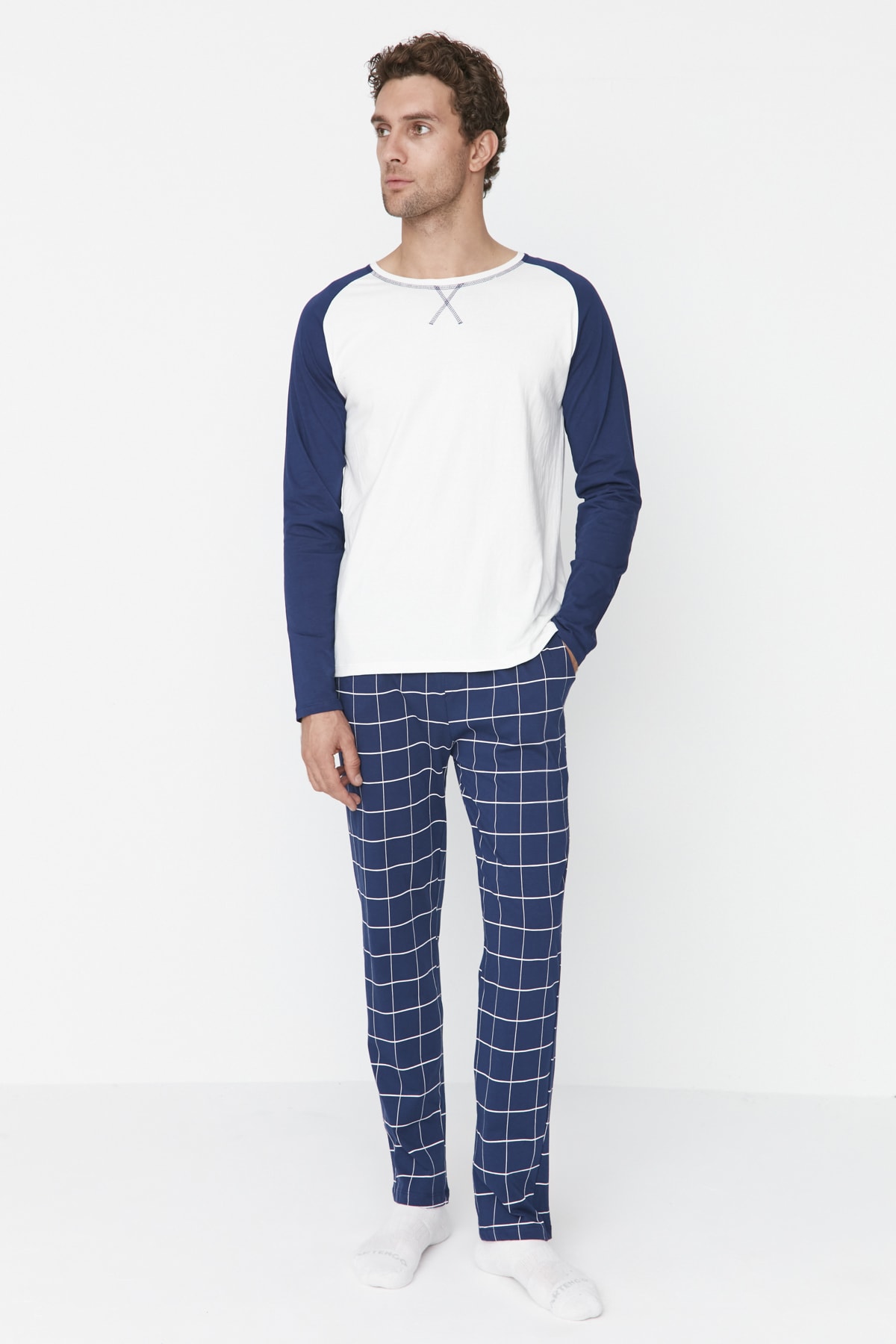 Trendyol Navy Blue Men's 100% Cotton Plaid Knitted Pajamas Set